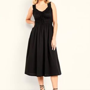 Old Navy Fit and Flare Sleeveless Smocked Bodice Midi Dress sz M